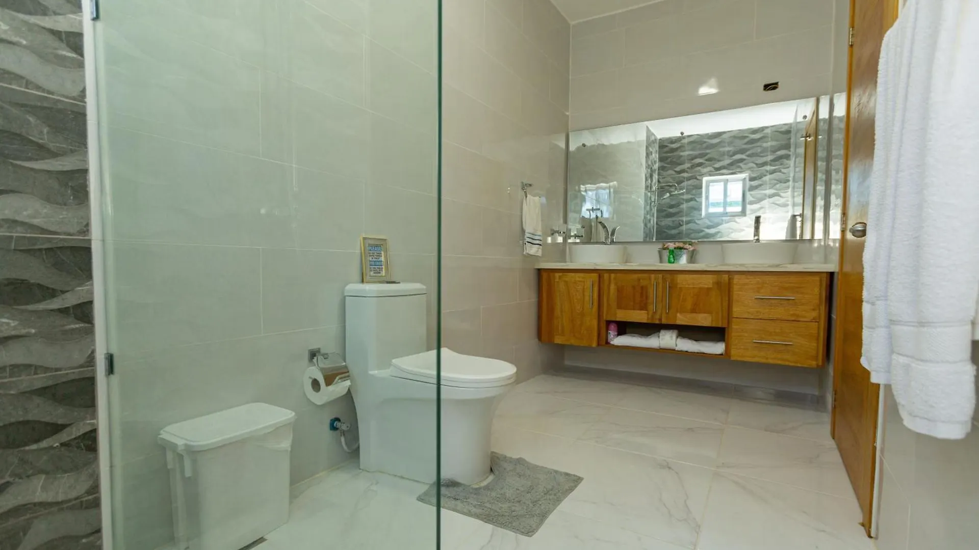 Crown Ll-Guest Friendly-3 Bedrooms-Pool-Close To Everything! Puerto Plata 0*,