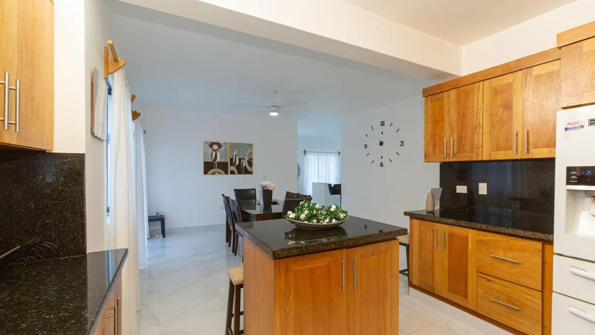 Crown Ll-Guest Friendly-3 Bedrooms-Pool-Close To Everything! Puerto Plata 0*,